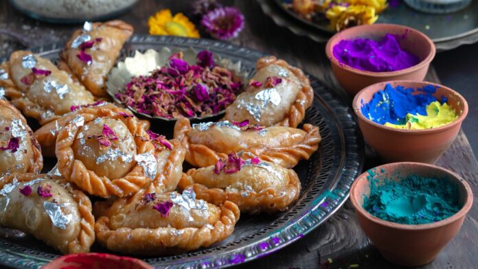 PINDI-CHOLA-GUJHIA